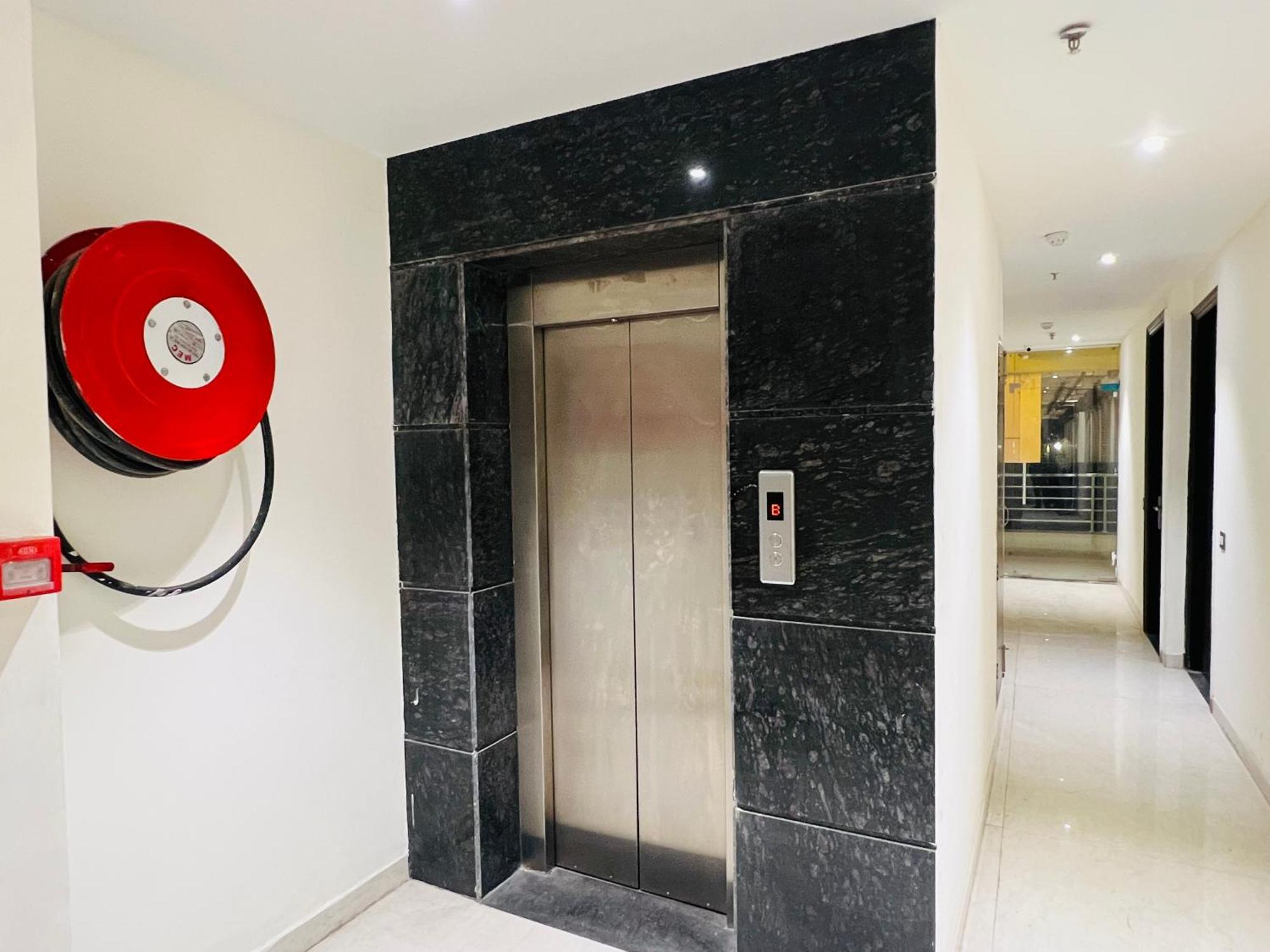 Hotel Northview Park By Lycoris !! Top Rated & Most Awarded Property In Tricity Zirakpur Oda fotoğraf