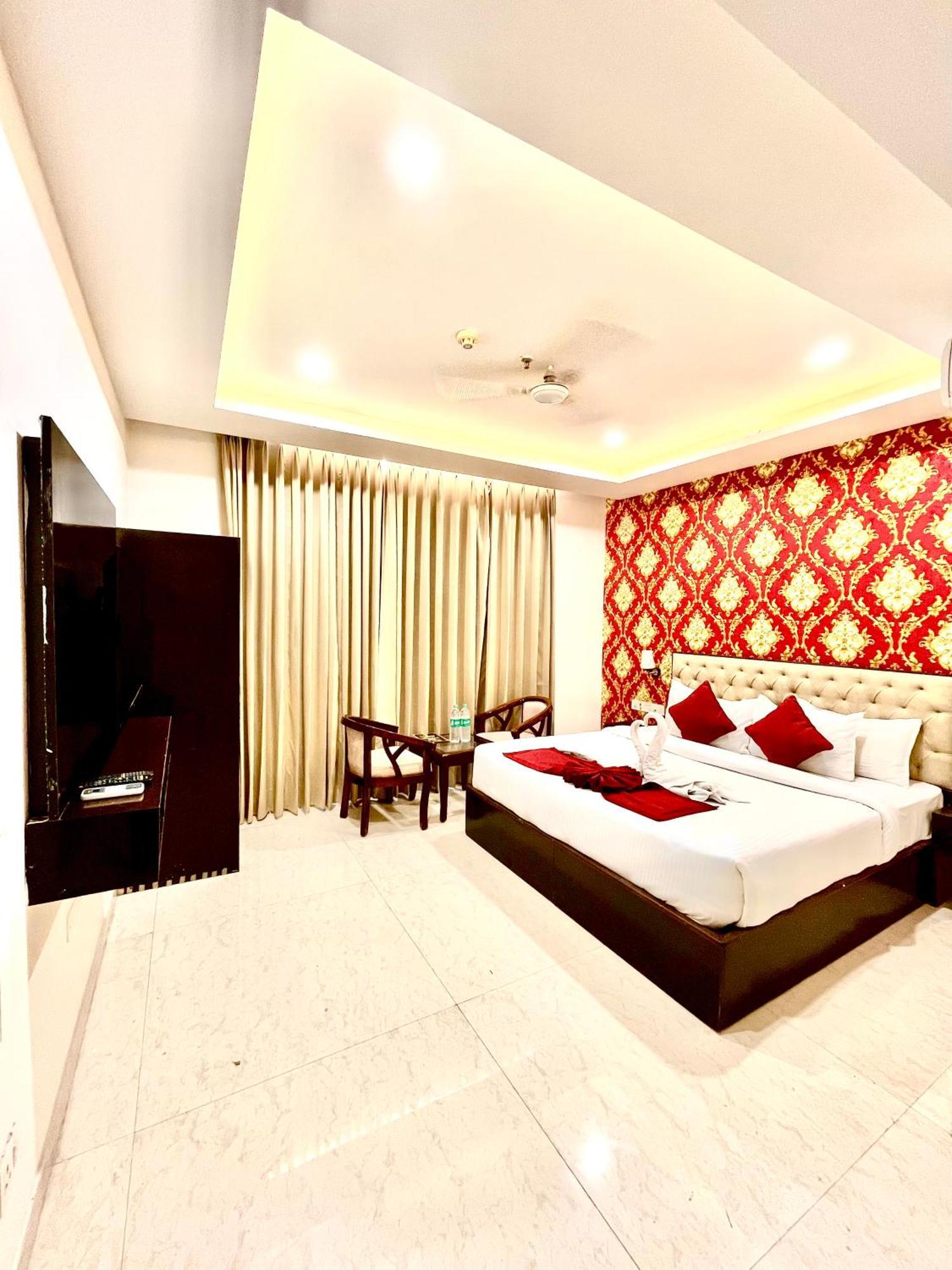 Hotel Northview Park By Lycoris !! Top Rated & Most Awarded Property In Tricity Zirakpur Dış mekan fotoğraf