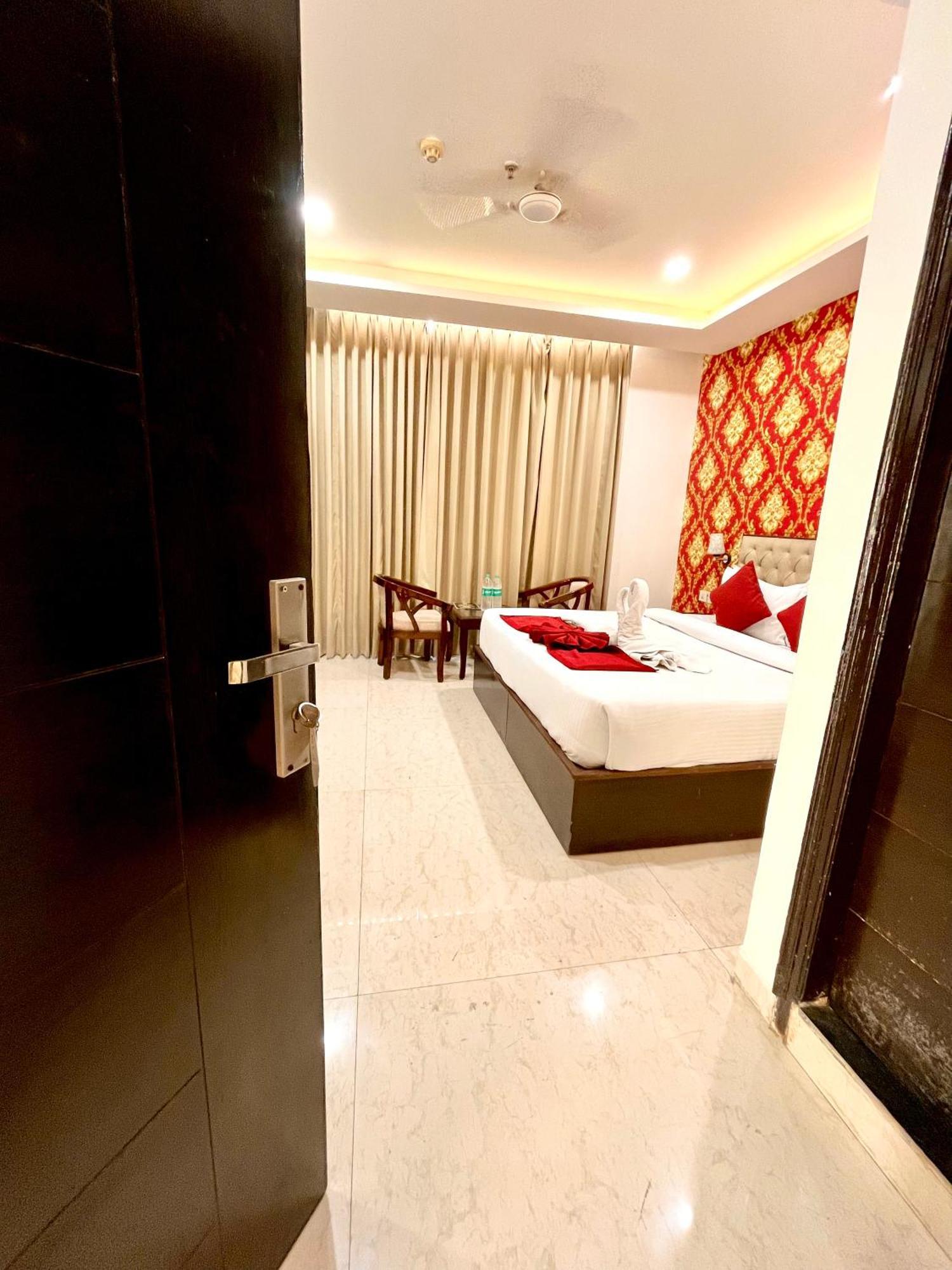 Hotel Northview Park By Lycoris !! Top Rated & Most Awarded Property In Tricity Zirakpur Dış mekan fotoğraf