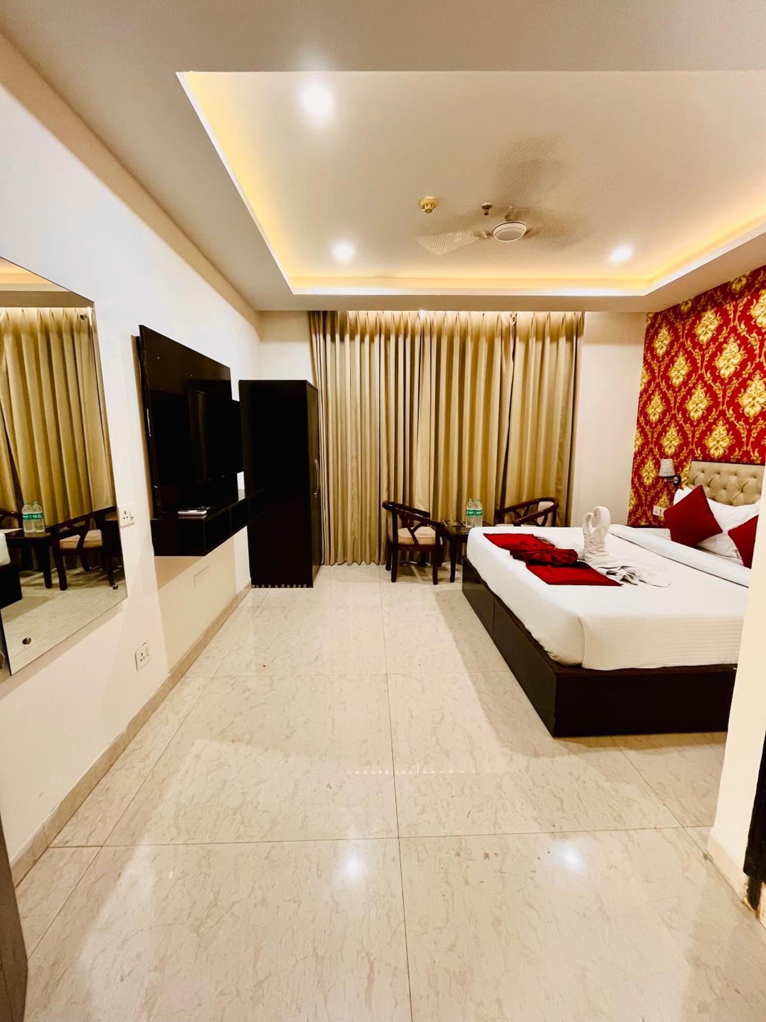 Hotel Northview Park By Lycoris !! Top Rated & Most Awarded Property In Tricity Zirakpur Dış mekan fotoğraf